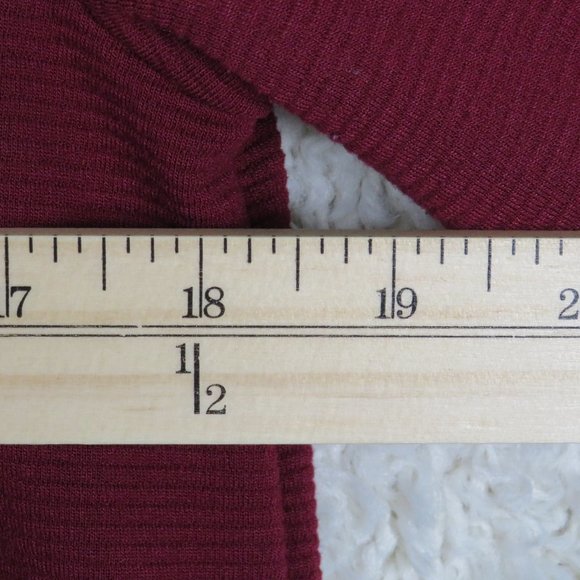 Ann‎ Taylor* Women's 3/4 Sleeve Pullover Crew Neck Blouse Size Medium ~ Burgundy - Picture 7 of 9